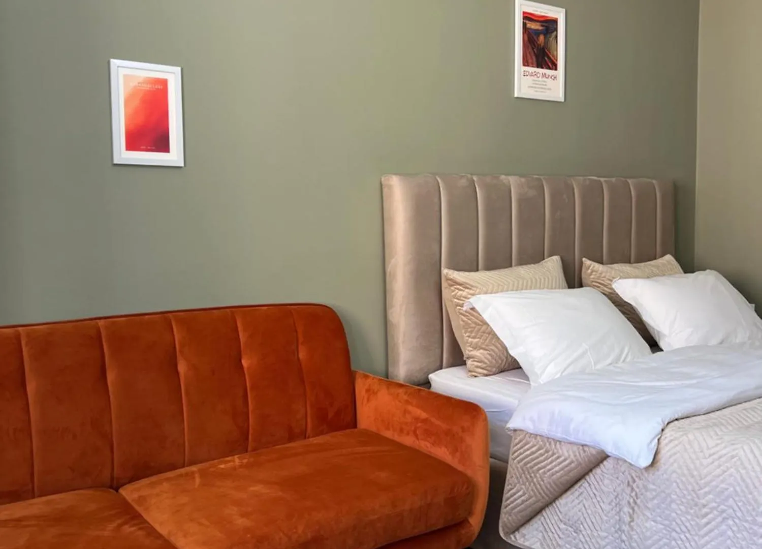Contacten van Cane Apartment Mosaic